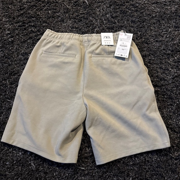 Zara Fit Joggers - Picture 2 of 3